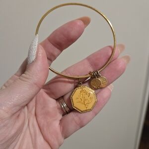 Alex & Ani Sweet Pea Floral Series